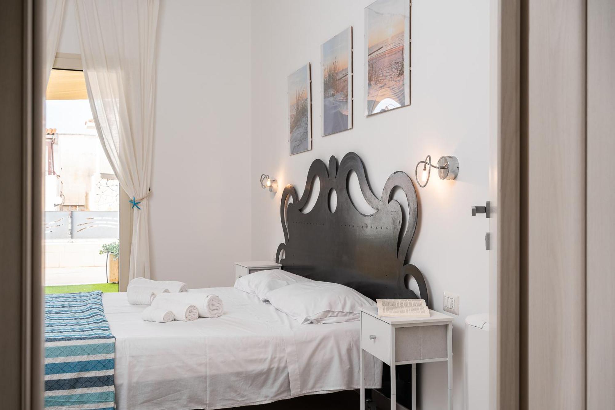 Preferisco B&B E Trattoria Sul Mare Торре-Суда Экстерьер фото
