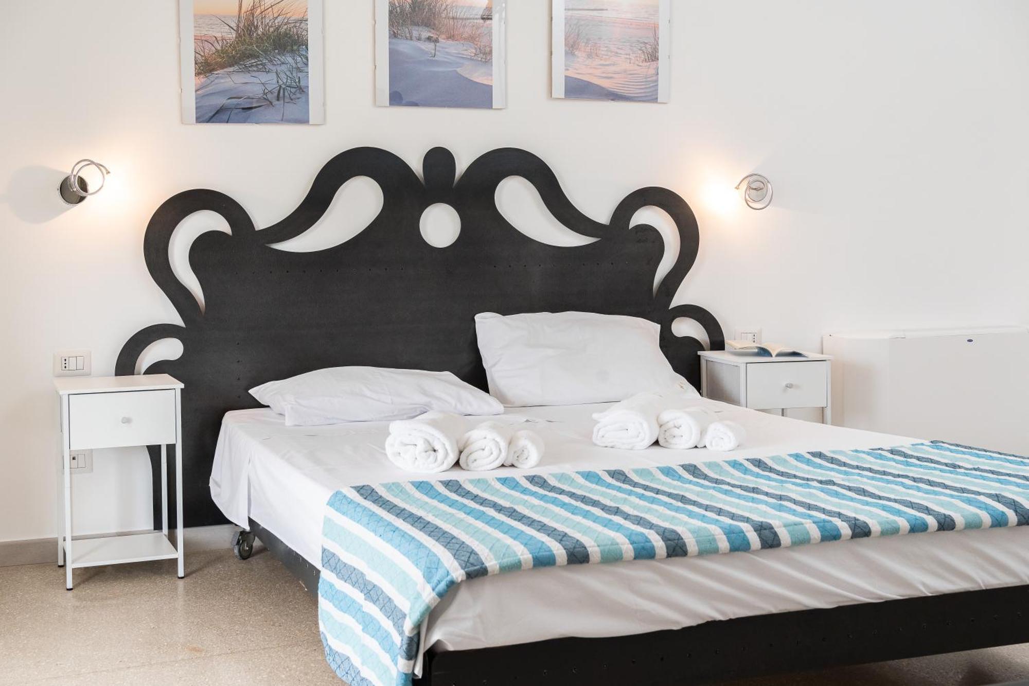 Preferisco B&B E Trattoria Sul Mare Торре-Суда Экстерьер фото