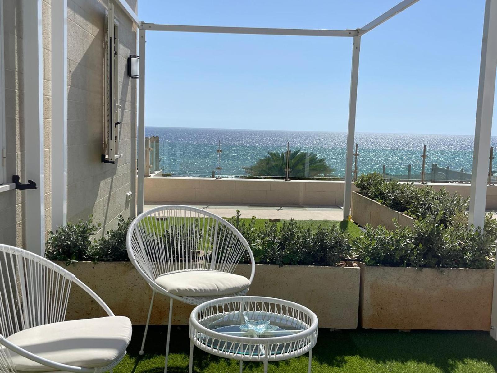 Preferisco B&B E Trattoria Sul Mare Торре-Суда Экстерьер фото